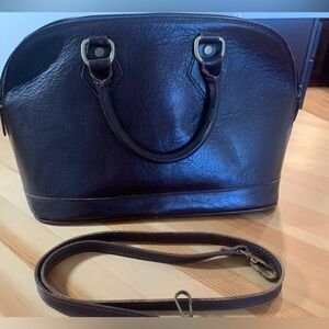 Moving Sale: I Medici Vintage Looking Shoulder Bag